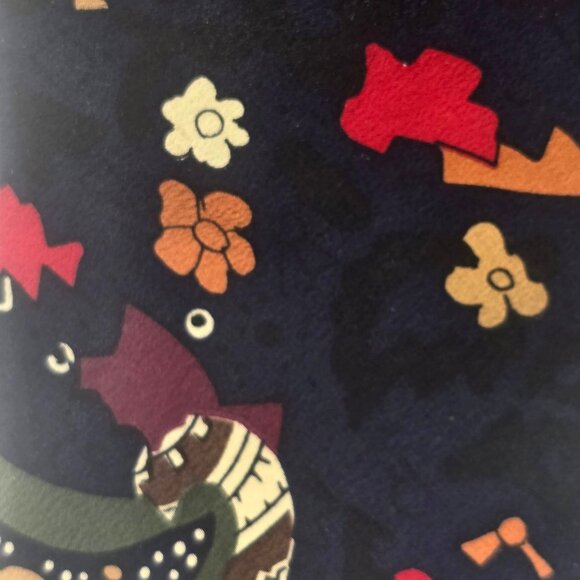 Guy Laroche Couture Silk Necktie With Abstract Floral & Geometric Pattern - Picture 2 of 4